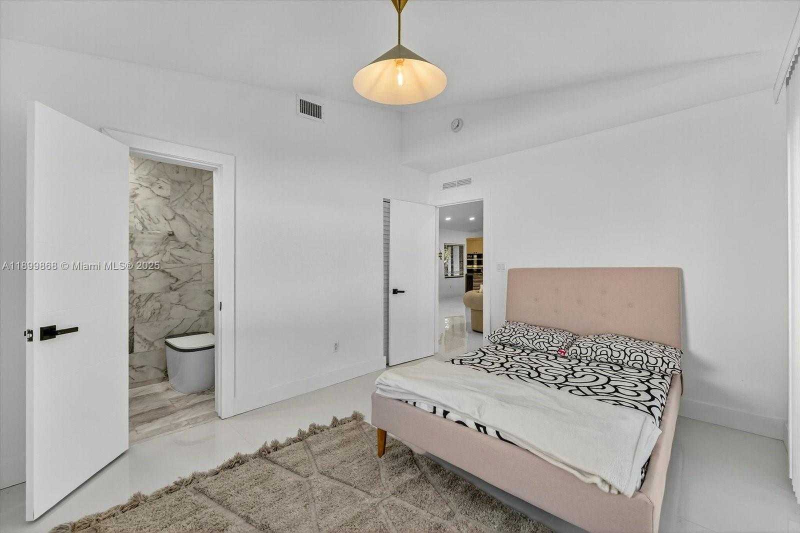 Small Image of 125 NORTH EAST 107TH ST, Miami Shores Number 13