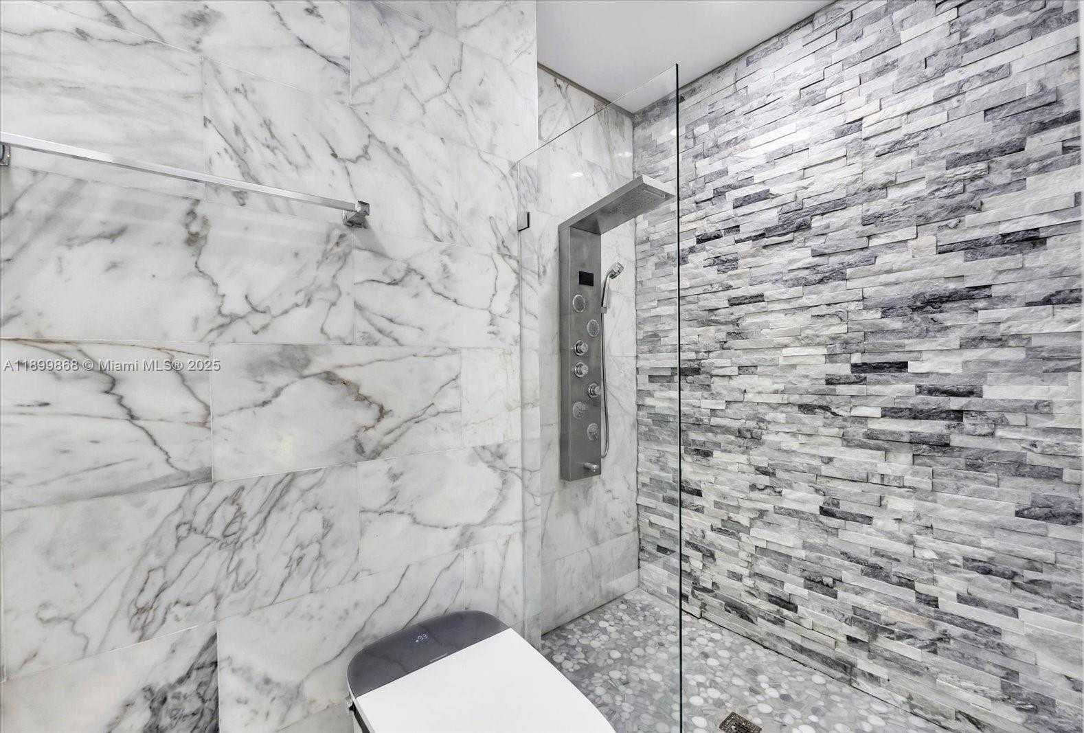 Small Image of 125 NORTH EAST 107TH ST, Miami Shores Number 15