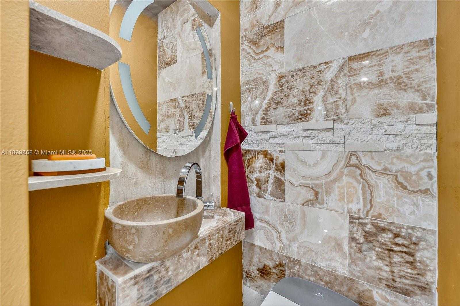 Small Image of 125 NORTH EAST 107TH ST, Miami Shores Number 18