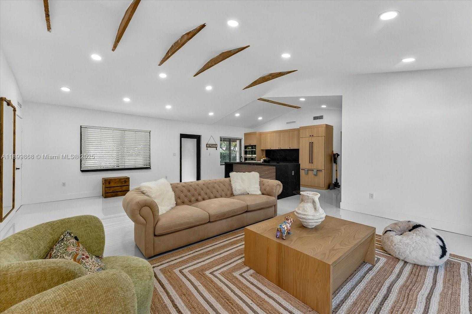 Small Image of 125 NORTH EAST 107TH ST, Miami Shores Number 4