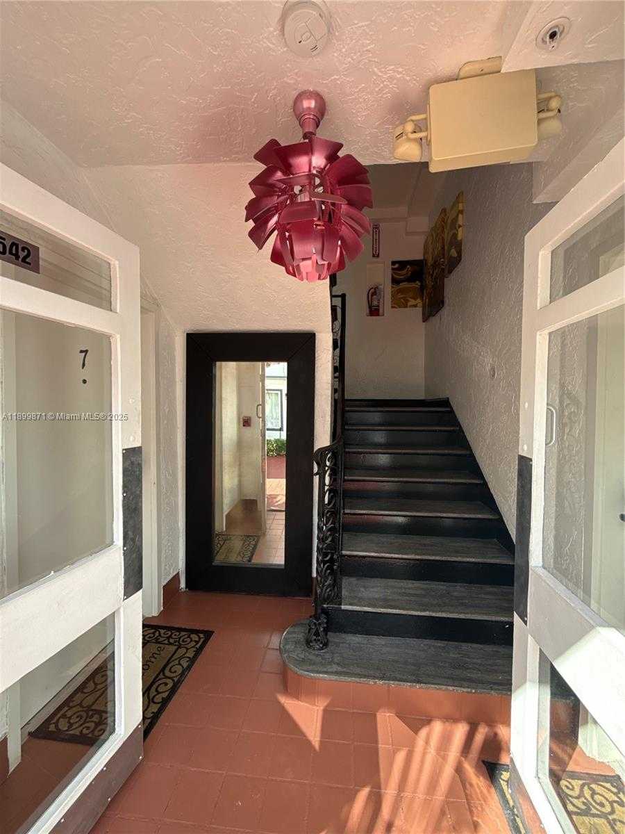 Small Image of 1538 JEFFERSON AVE #5, Miami Beach Number 14