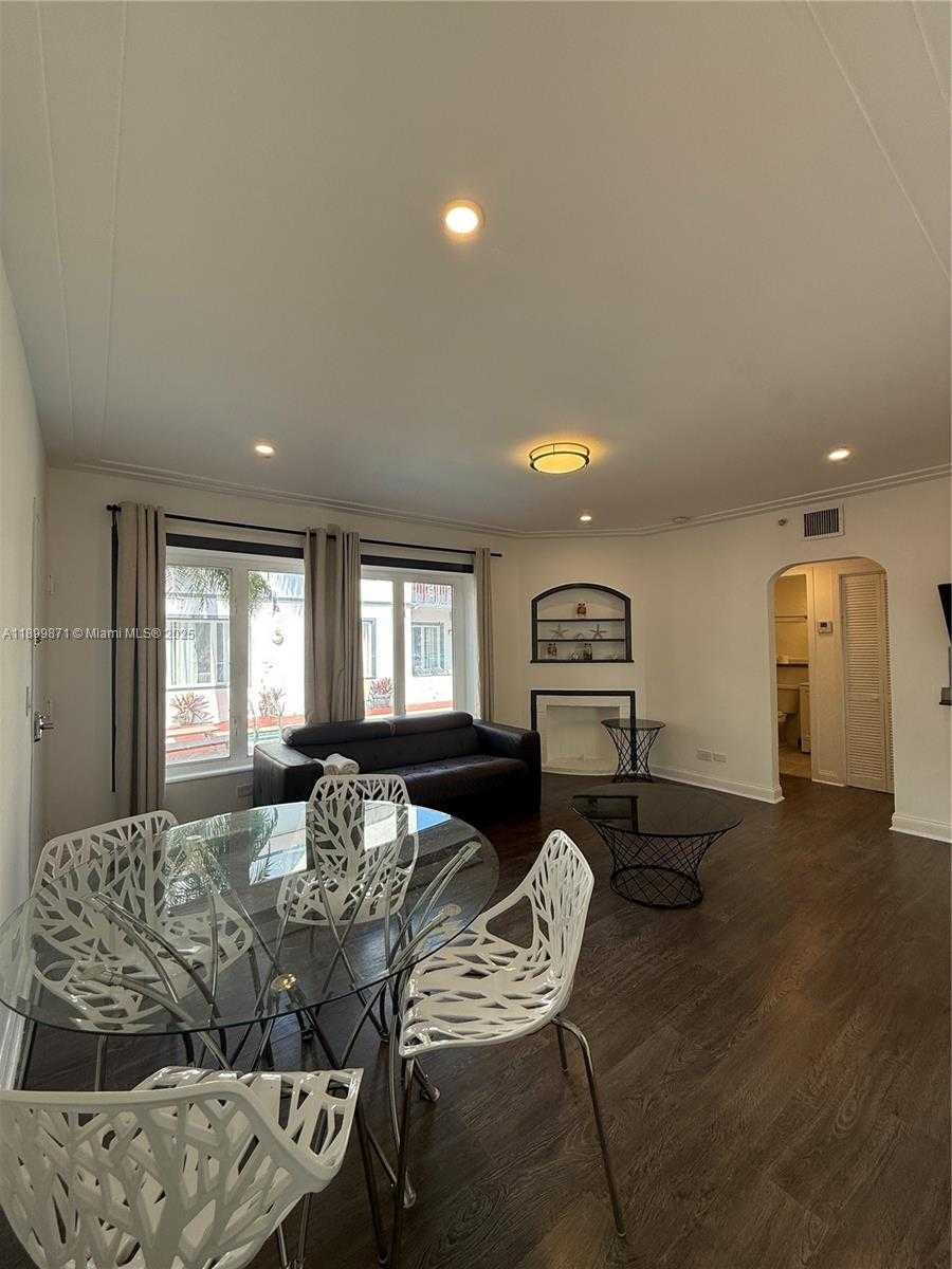 Small Image of 1538 JEFFERSON AVE #5, Miami Beach Number 3