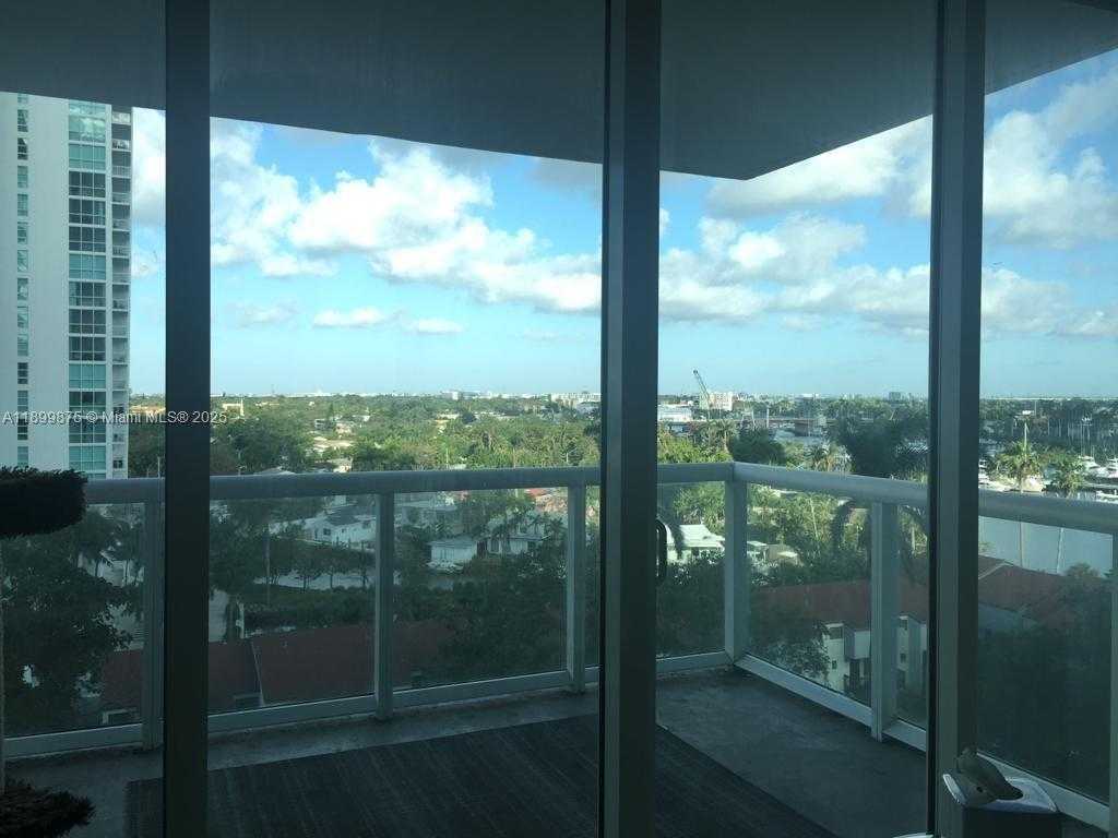 Small Image of 1861 NORTH WEST S RIVER DR #902, Miami Number 3