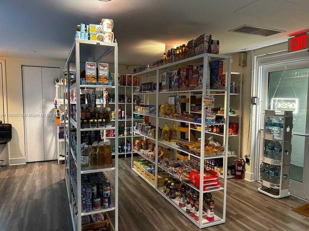 Small Image of 1861 NORTH WEST S RIVER DR #902, Miami Number 8