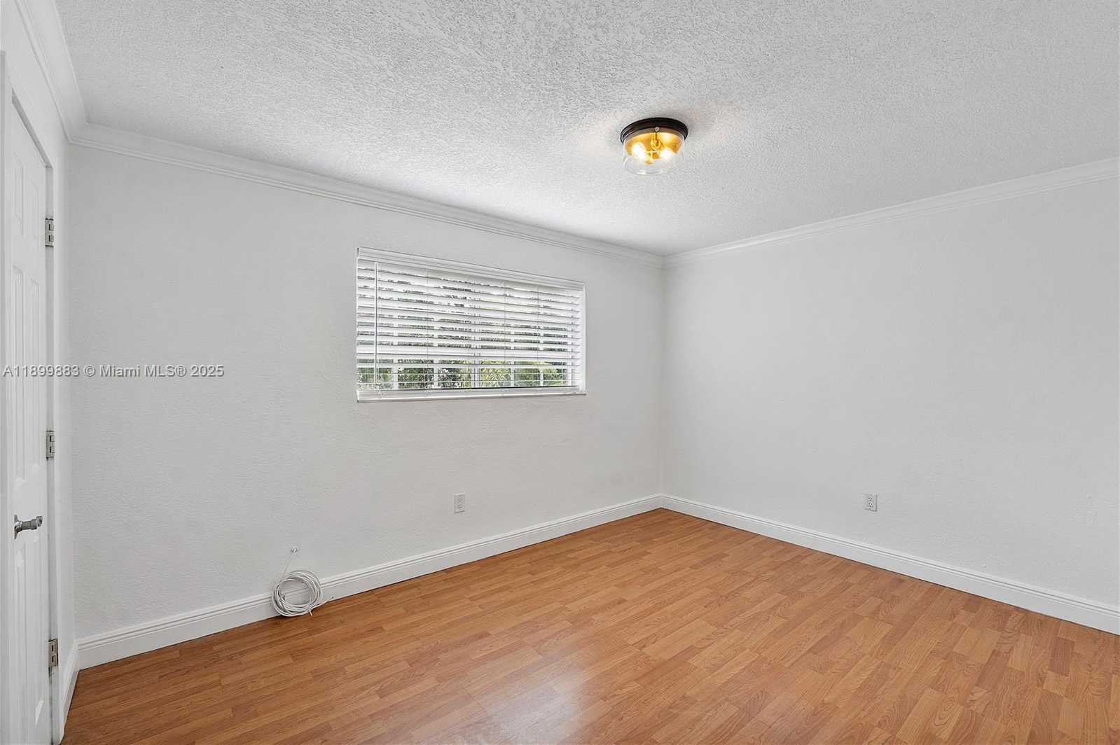 Small Image of 300 MADEIRA AVE #201, Coral Gables Number 7