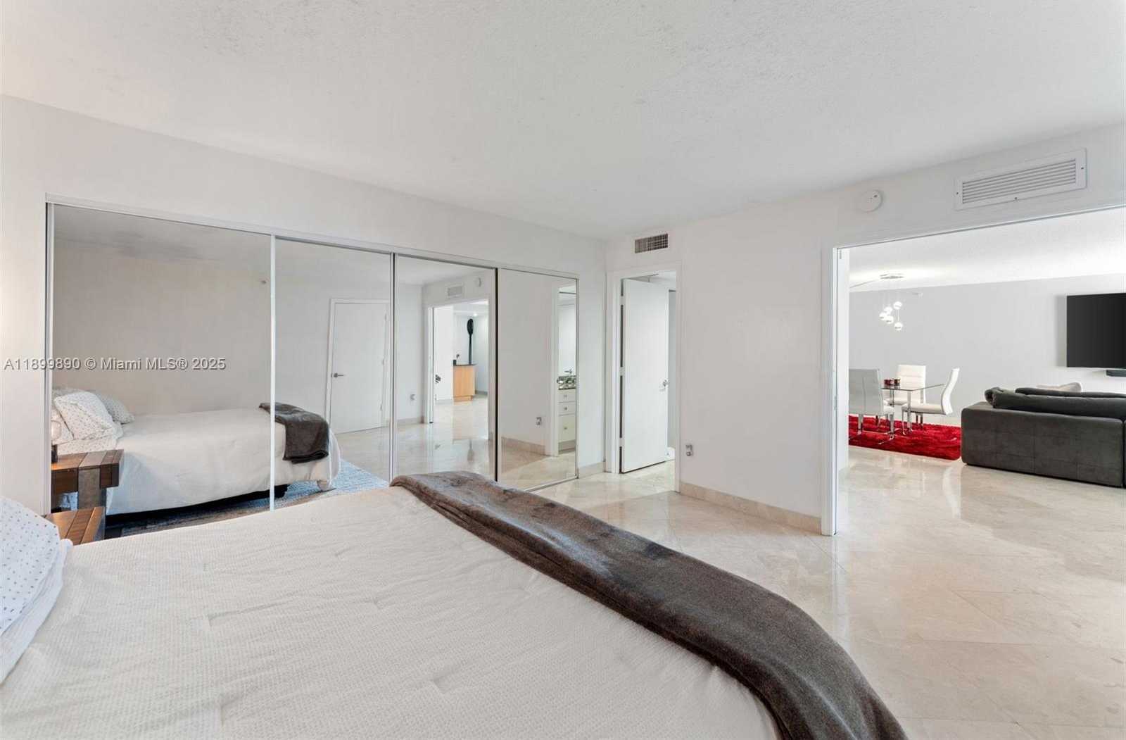 Small Image of 6917 COLLINS AVE #607, Miami Beach Number 13