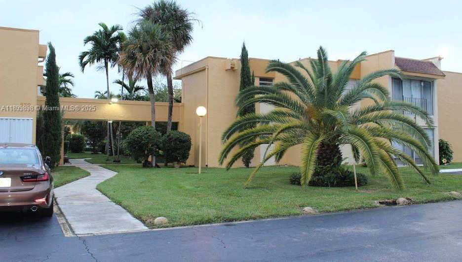 Small Image of 9370 WEST FLAGLER ST #205B, Miami Number 3