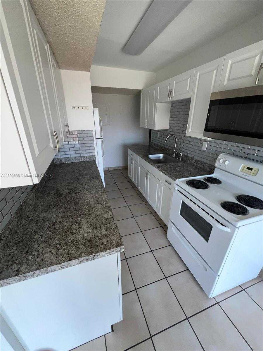 Small Image of 9370 WEST FLAGLER ST #205B, Miami Number 4