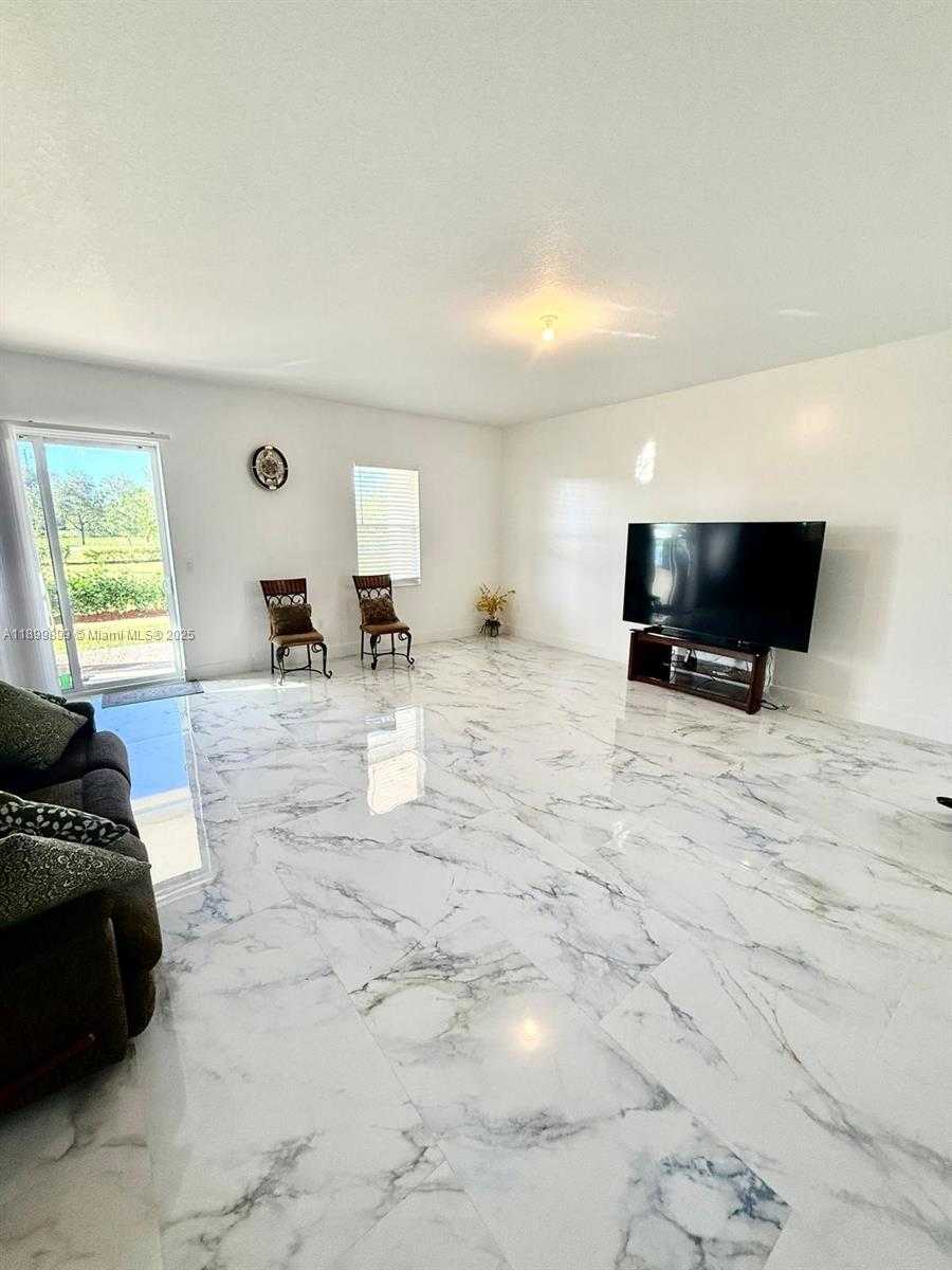 Small Image of 12220 SOUTH WEST 44TH CT, Davie Number 7