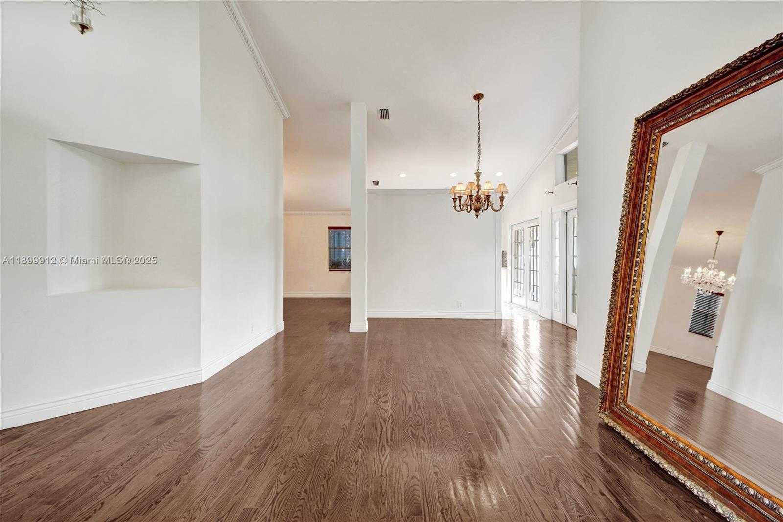 Small Image of 658 STANTON DR, Weston Number 19