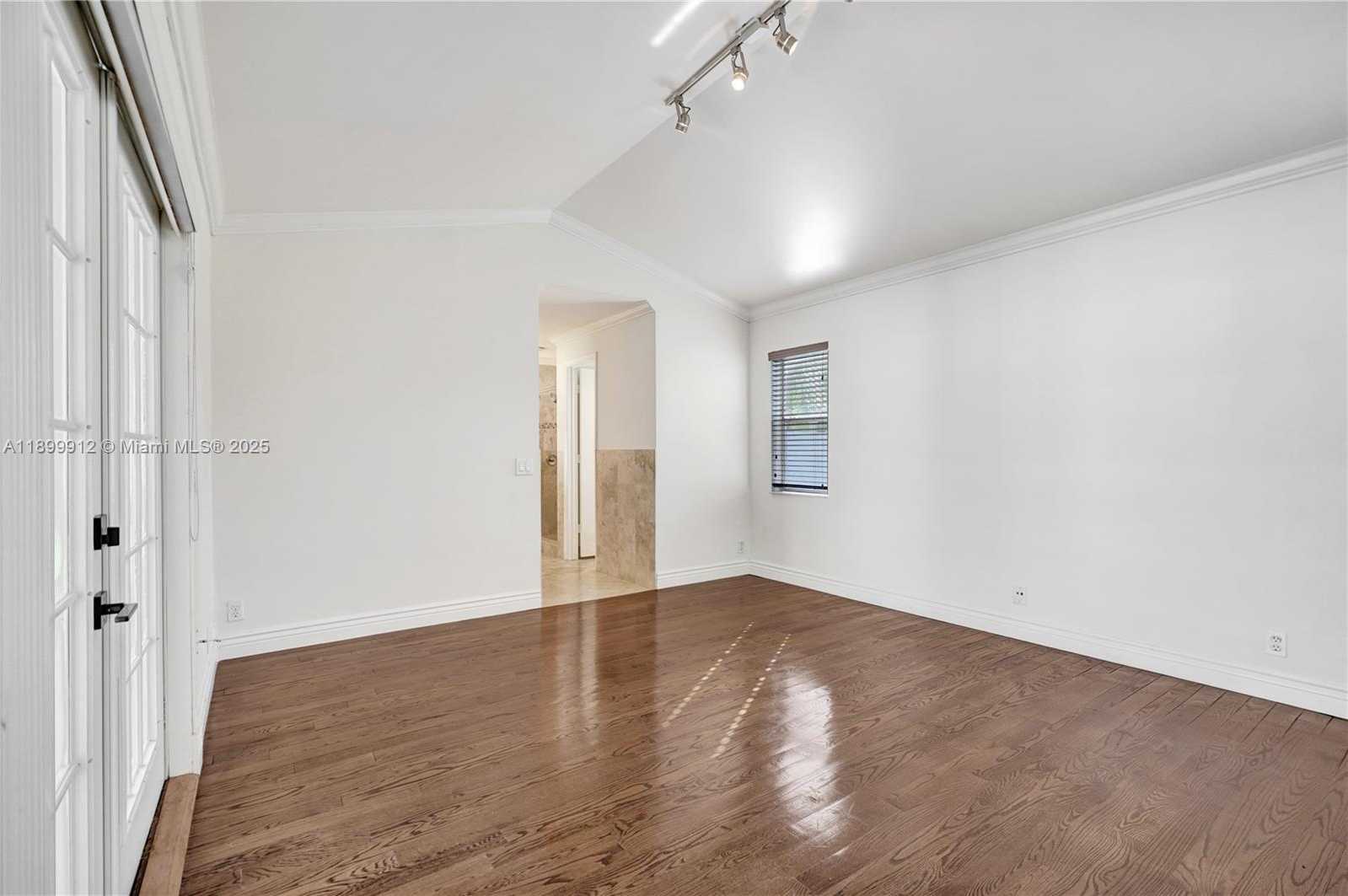 Small Image of 658 STANTON DR, Weston Number 33