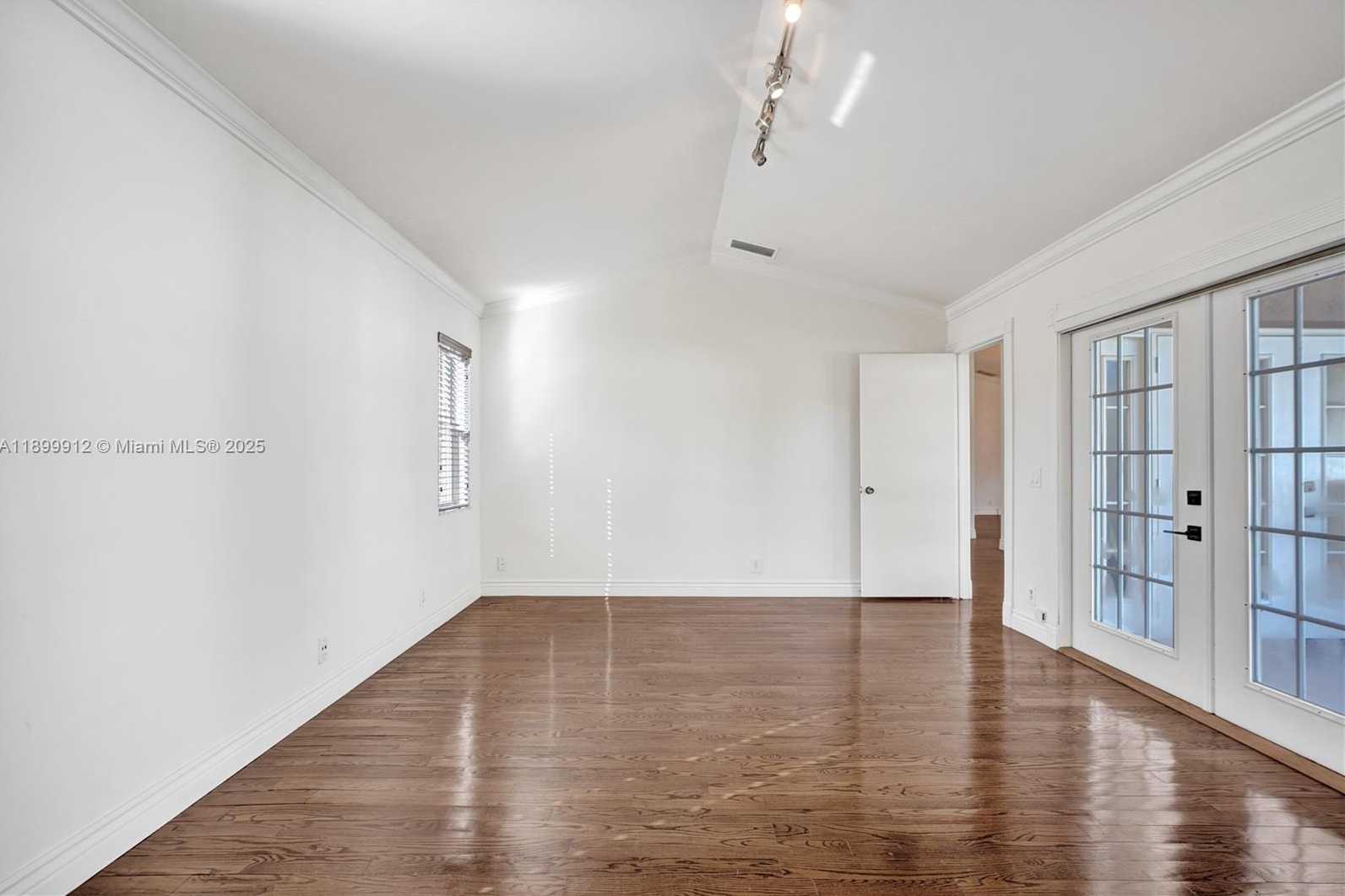 Small Image of 658 STANTON DR, Weston Number 37
