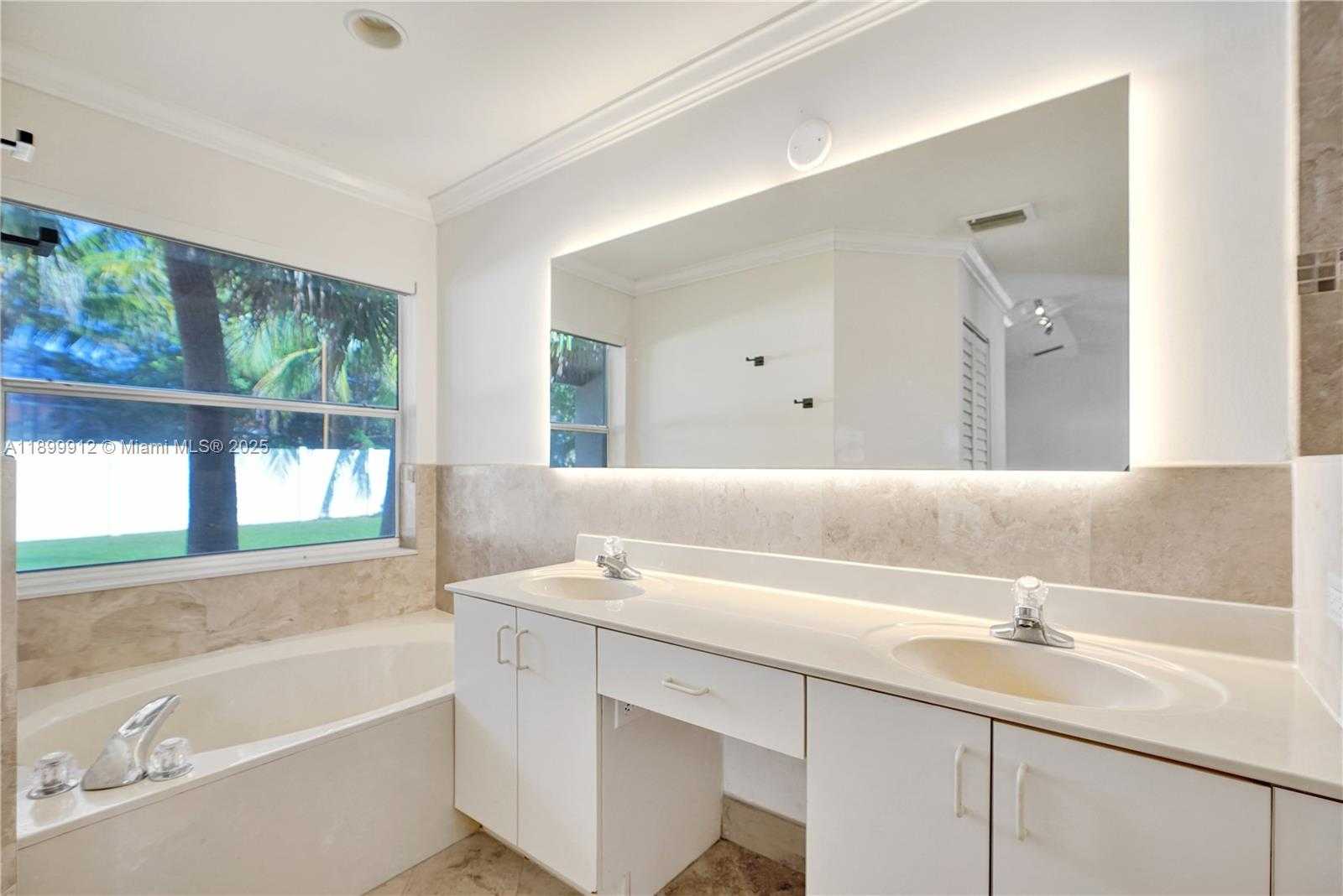 Small Image of 658 STANTON DR, Weston Number 39