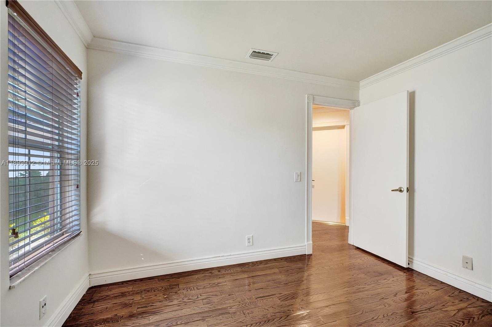 Small Image of 658 STANTON DR, Weston Number 47