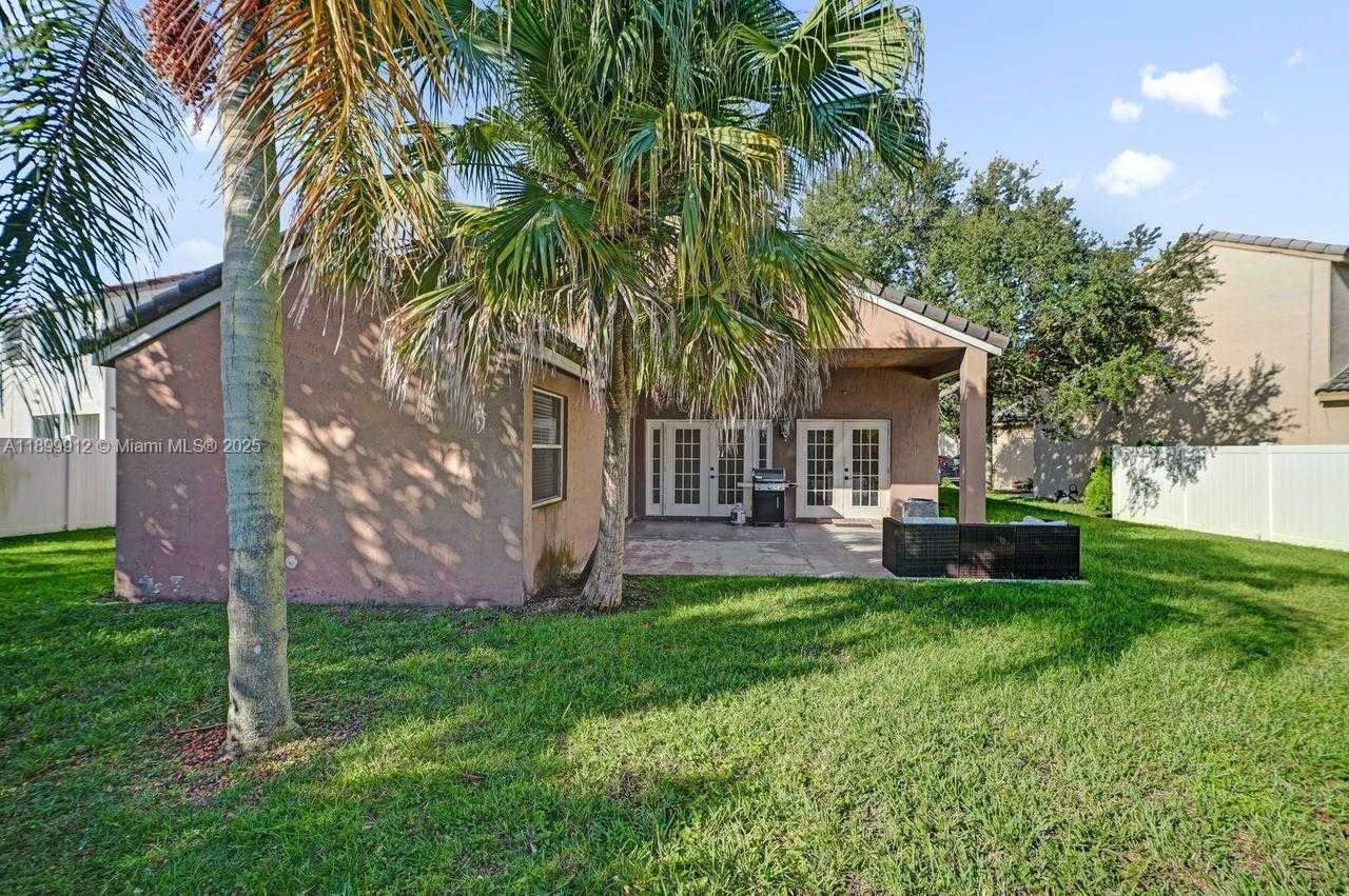 Small Image of 658 STANTON DR, Weston Number 8