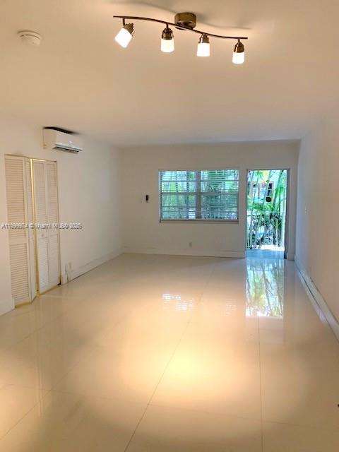 Small Image of 1604 DREXEL AVE #102, Miami Beach Number 12