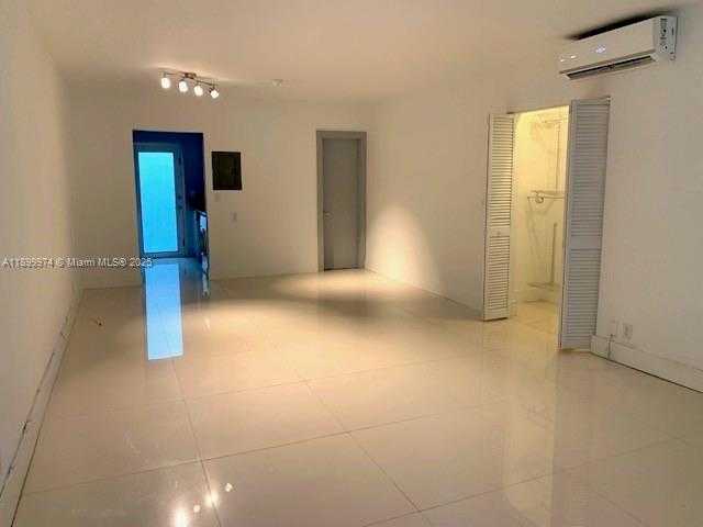 Small Image of 1604 DREXEL AVE #102, Miami Beach Number 6
