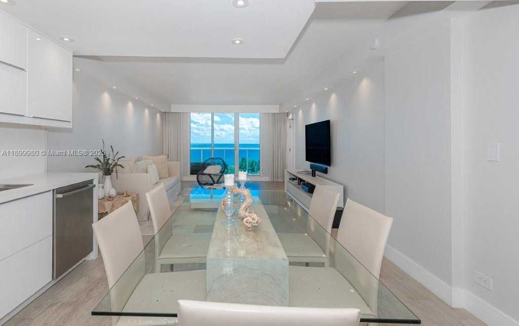 Small Image of 2301 COLLINS AVE #738, Miami Beach Number 7