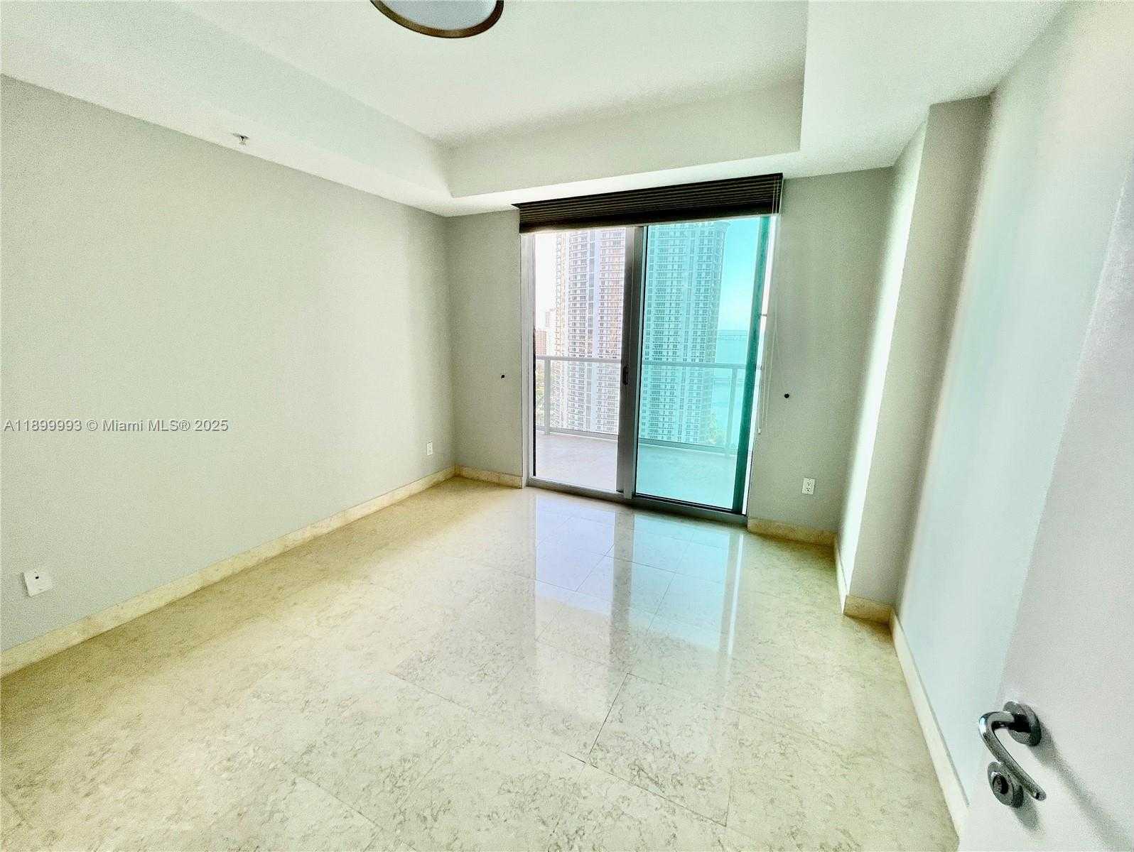 Small Image of 300 SOUTH BISCAYNE BLVD #2006, Miami Number 11