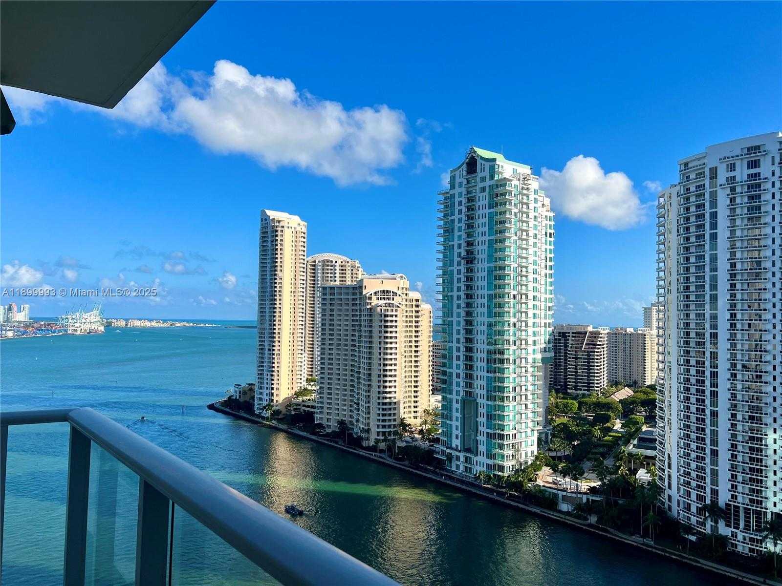 Small Image of 300 SOUTH BISCAYNE BLVD #2006, Miami Number 16
