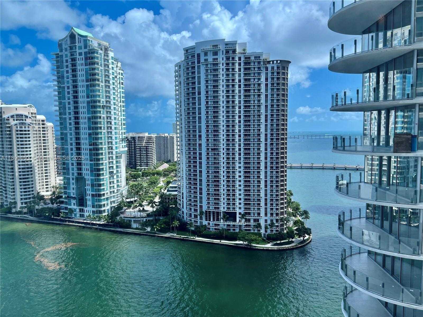 Small Image of 300 SOUTH BISCAYNE BLVD #2006, Miami Number 7