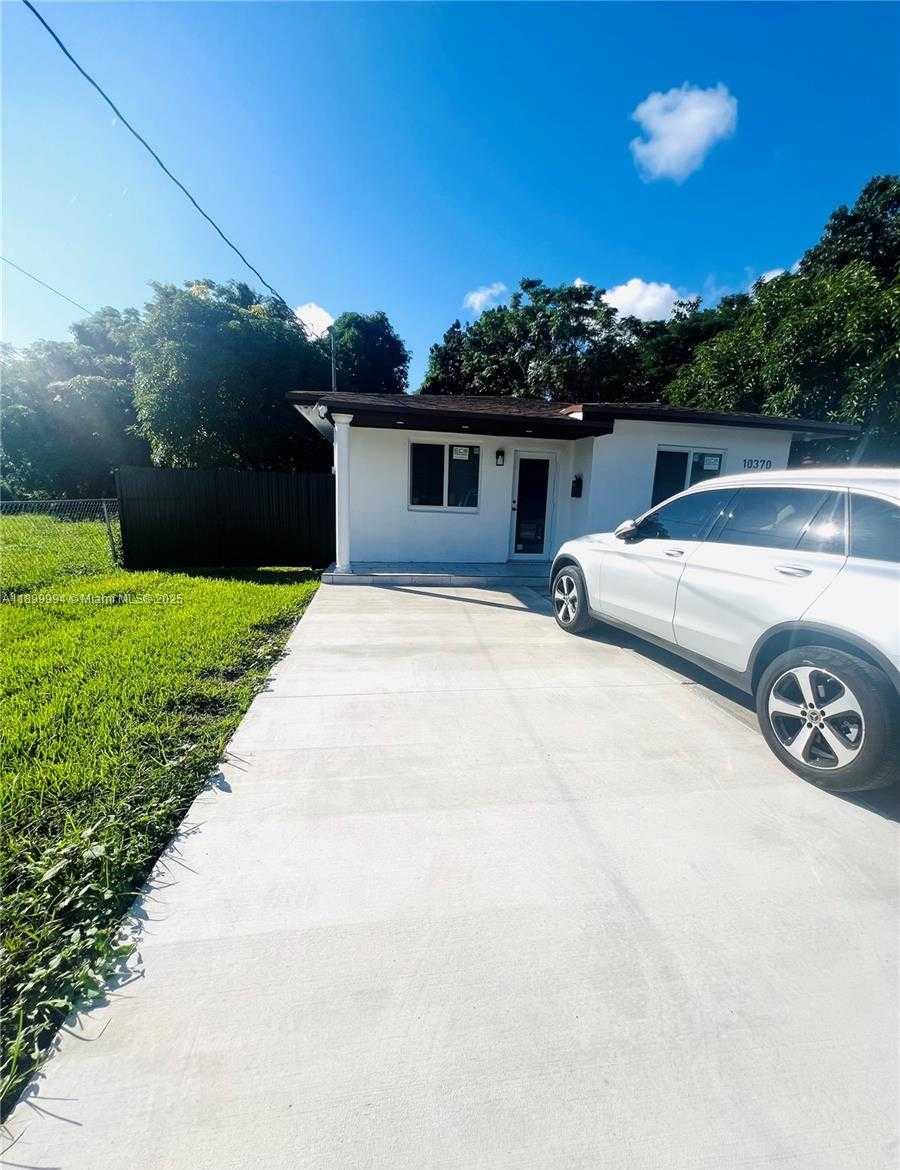 Small Image of 10370 SOUTH WEST 174TH TER #NA, Miami Number 23