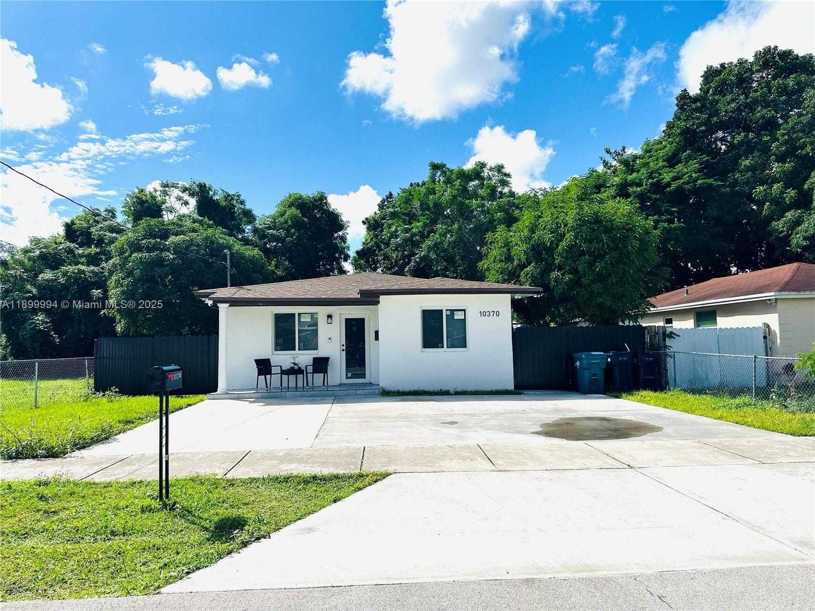 Small Image of 10370 SOUTH WEST 174TH TER #NA, Miami Number 25