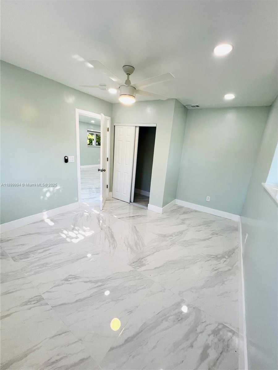 Small Image of 10370 SOUTH WEST 174TH TER #NA, Miami Number 7