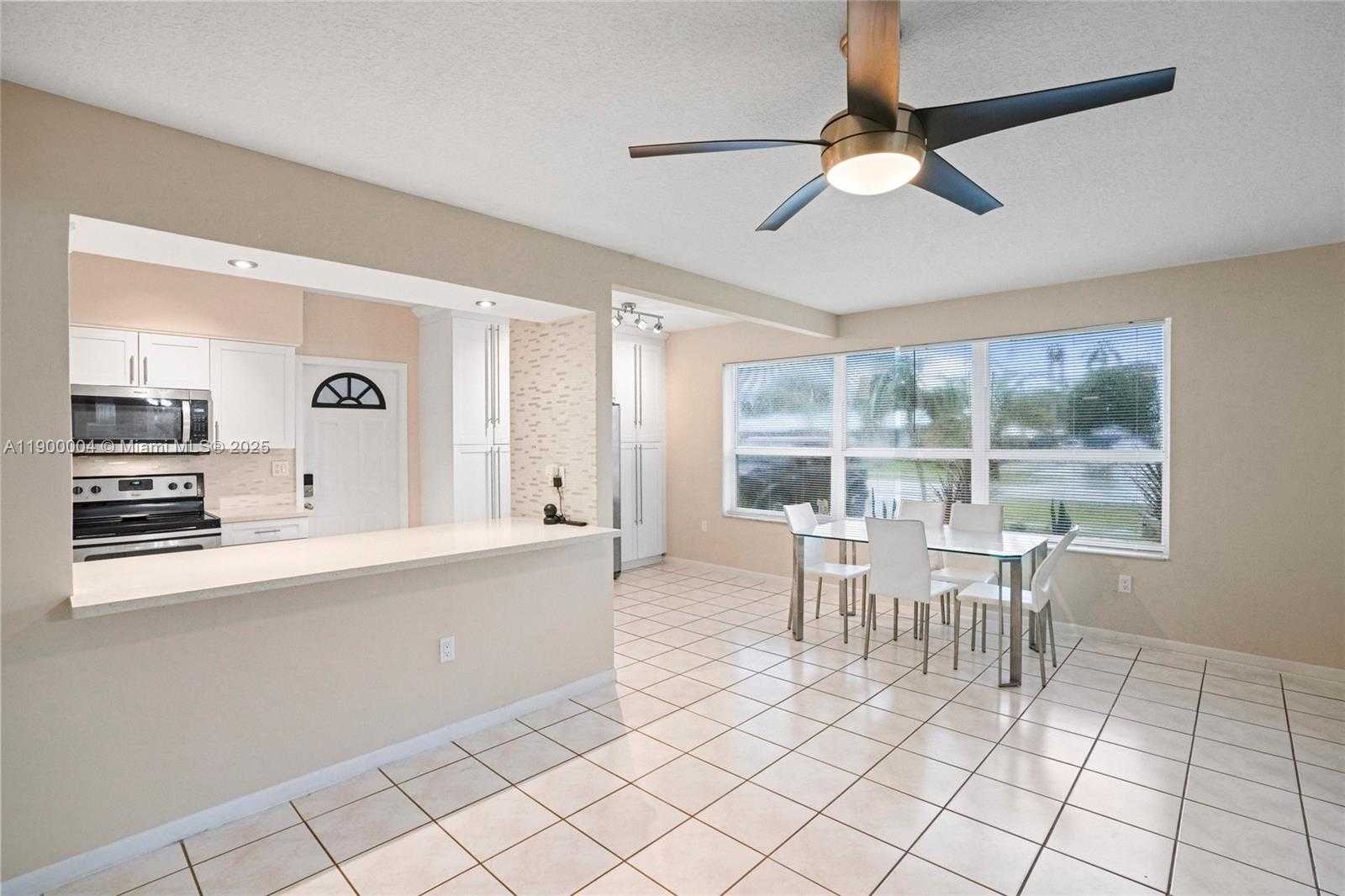 Small Image of 44 NORTH WEST 19TH ST #1, Homestead Number 24