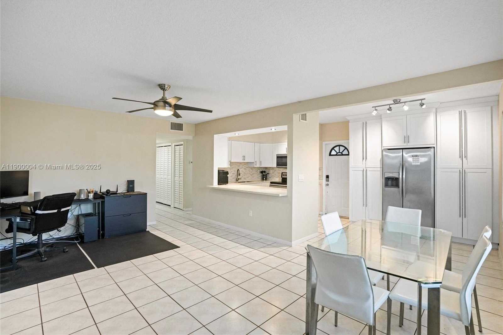 Small Image of 44 NORTH WEST 19TH ST #1, Homestead Number 25