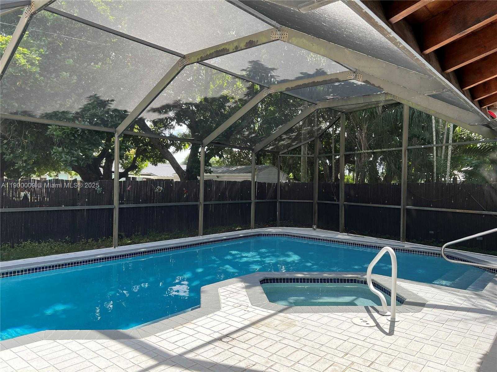 Small Image of 10220 SOUTH WEST 160TH ST #10220, Miami Number 44