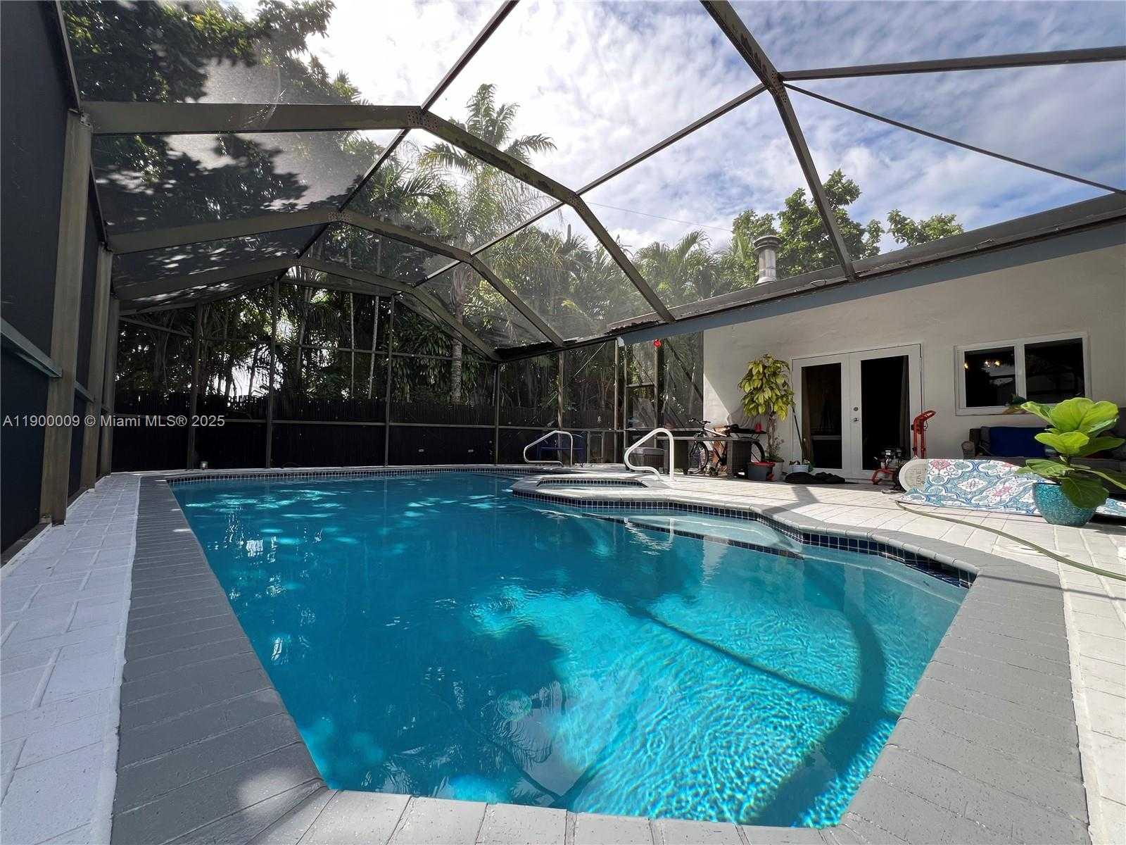 Small Image of 10220 SOUTH WEST 160TH ST #10220, Miami Number 47