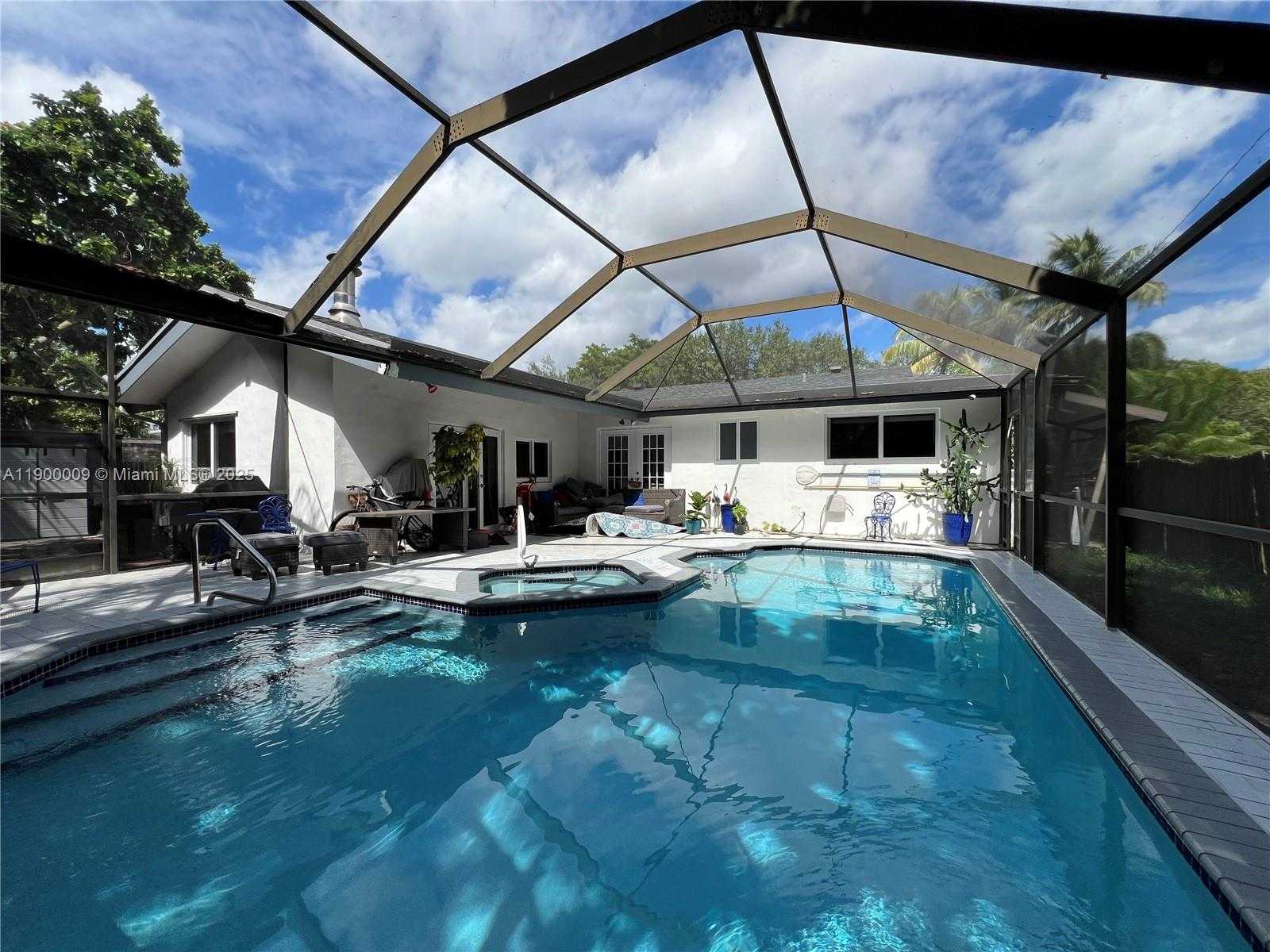 Small Image of 10220 SOUTH WEST 160TH ST #10220, Miami Number 50