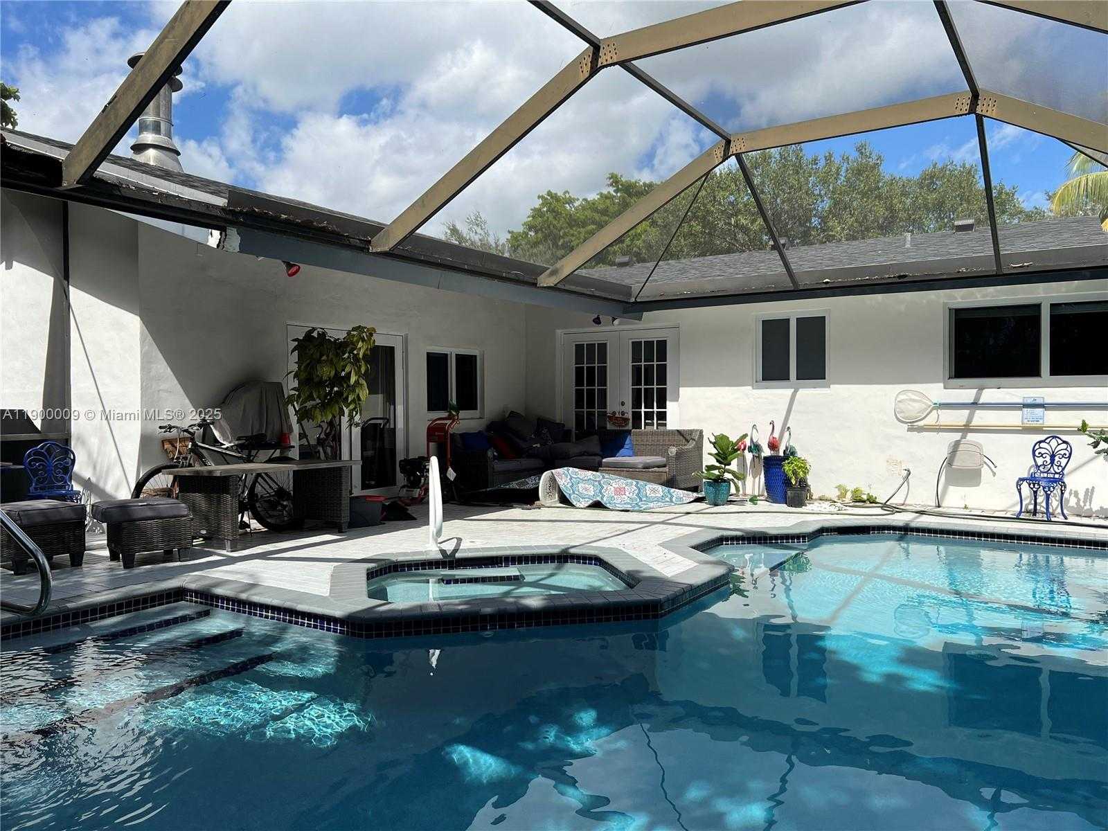 Small Image of 10220 SOUTH WEST 160TH ST #10220, Miami Number 52