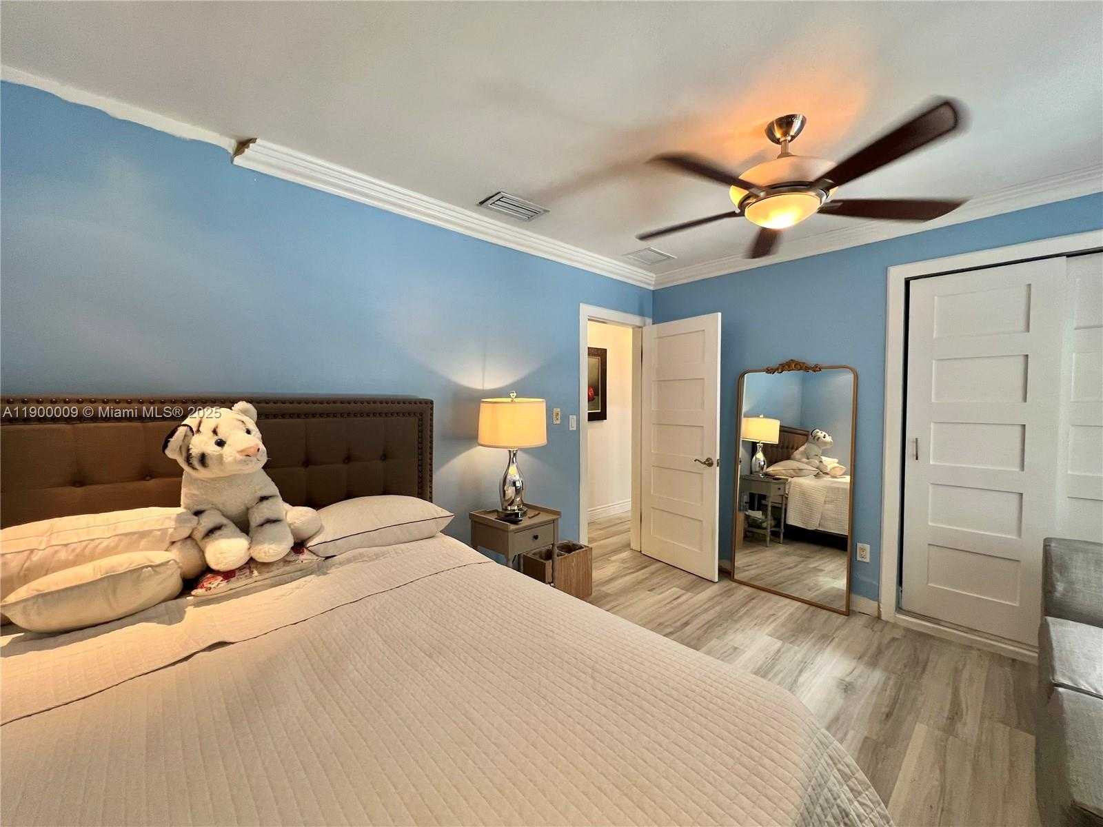 Small Image of 10220 SOUTH WEST 160TH ST #10220, Miami Number 7