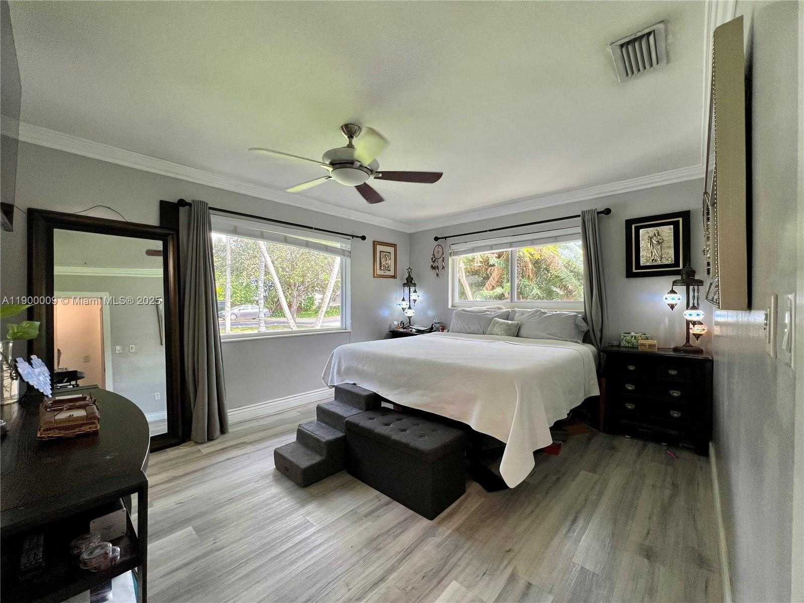 Small Image of 10220 SOUTH WEST 160TH ST #10220, Miami Number 9