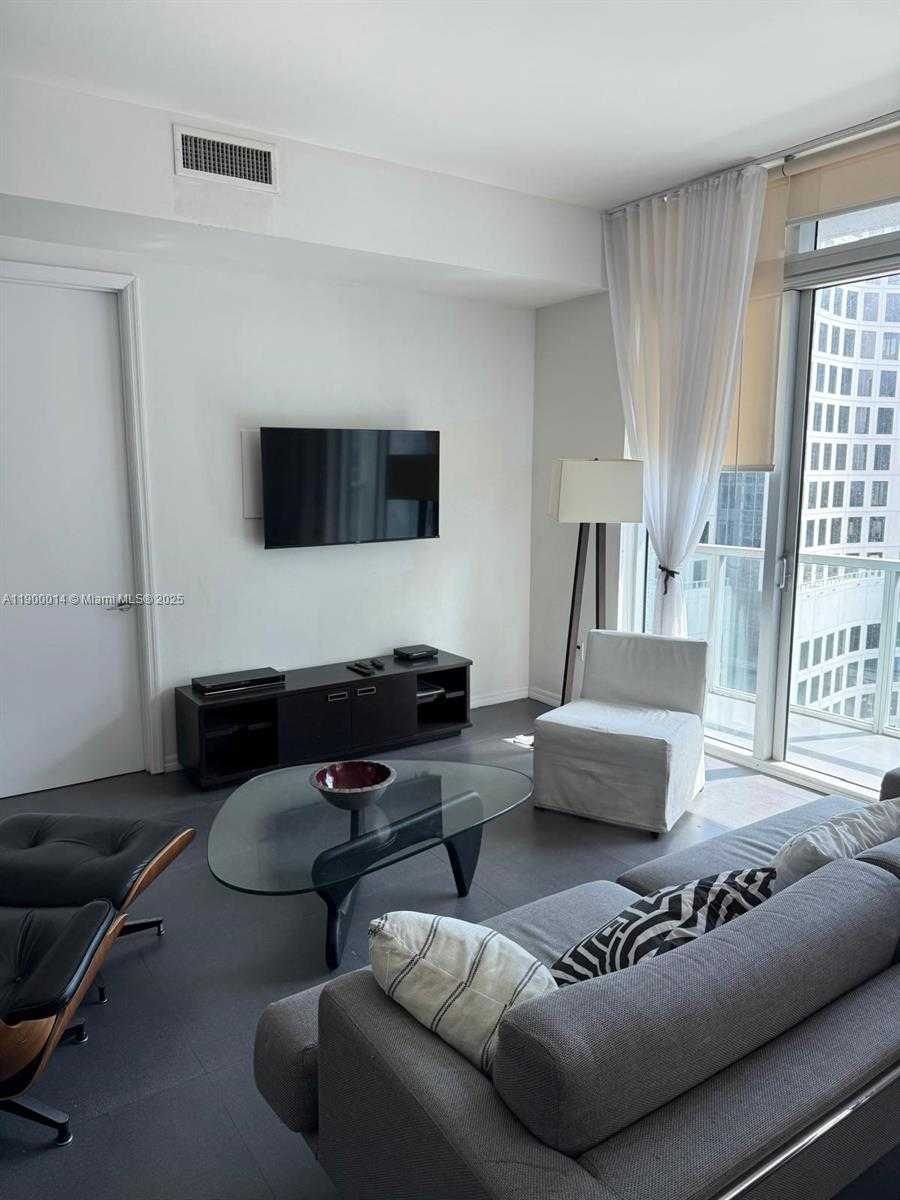 Small Image of 55 SOUTH EAST 6TH ST #4102, Miami Number 3