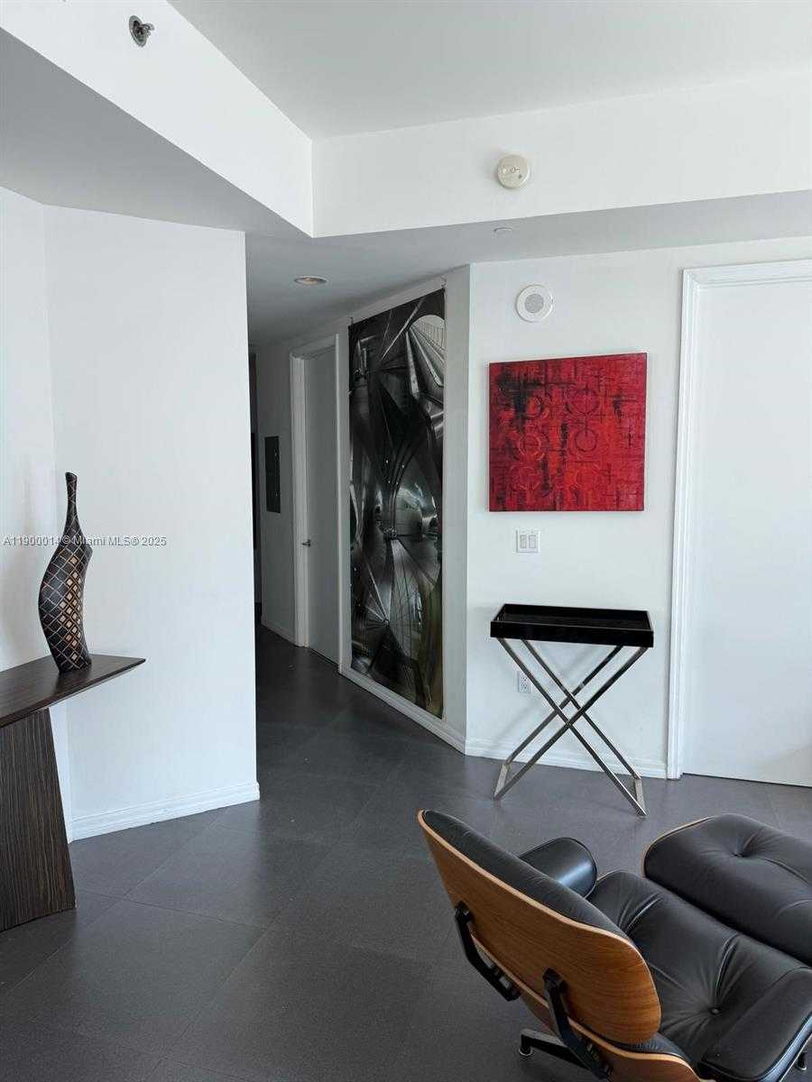 Small Image of 55 SOUTH EAST 6TH ST #4102, Miami Number 6