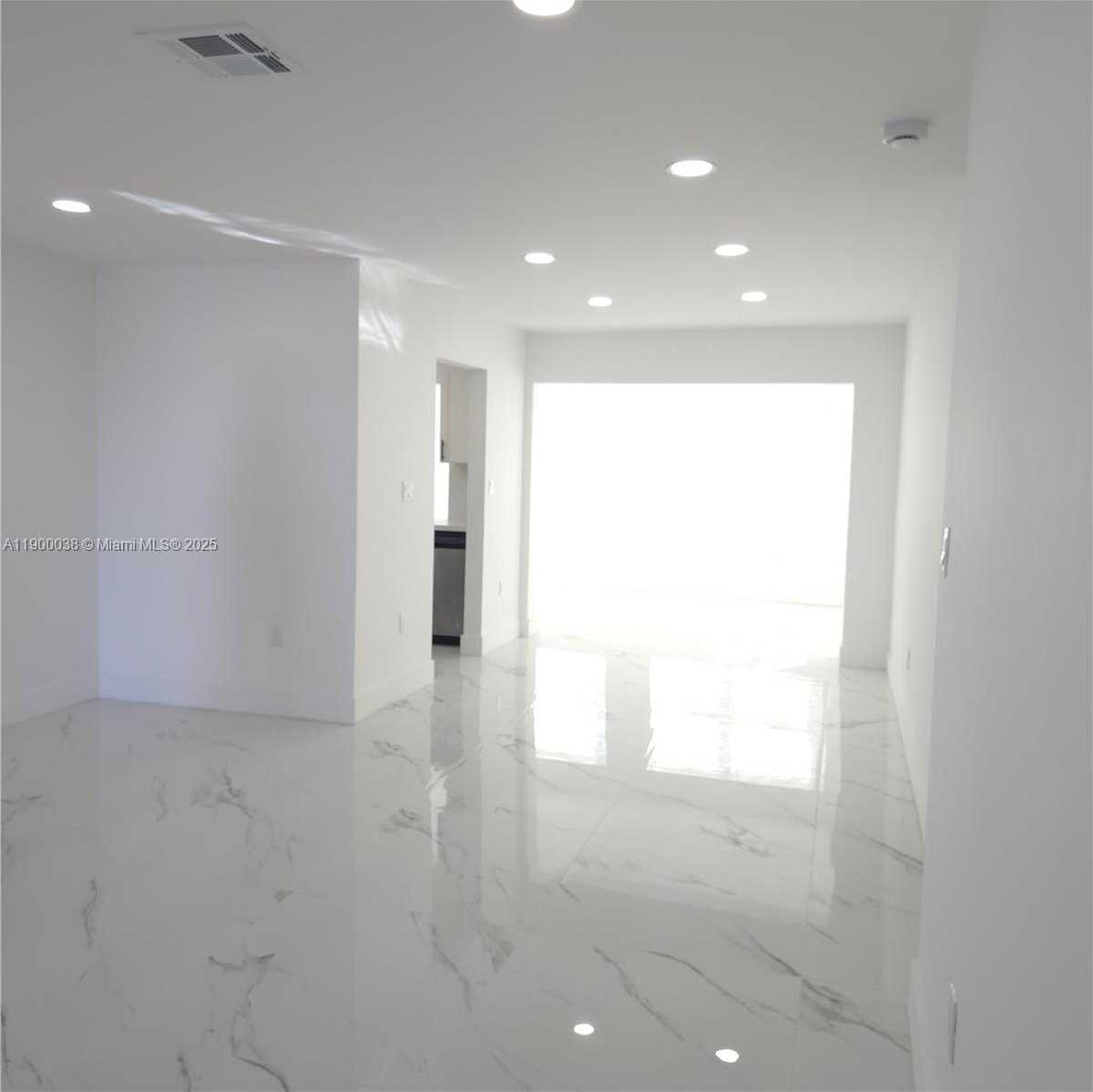 Small Image of 4404 NORTH WEST 46TH WAY #4404, Tamarac Number 3