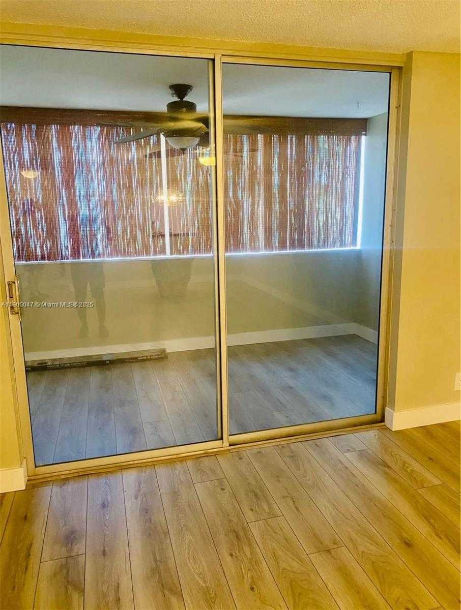 Small Image of 320 NORTH EAST 12TH AVE #307, Hallandale Beach Number 5