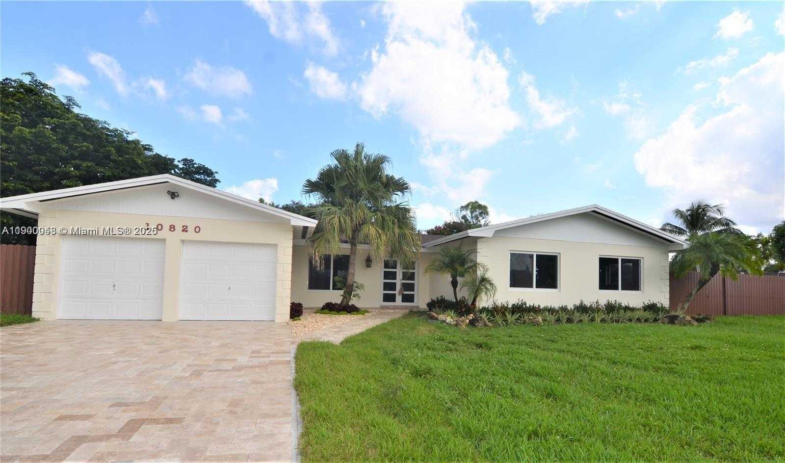 Small Image of 10820 SOUTH WEST 126TH ST, Miami Number 2