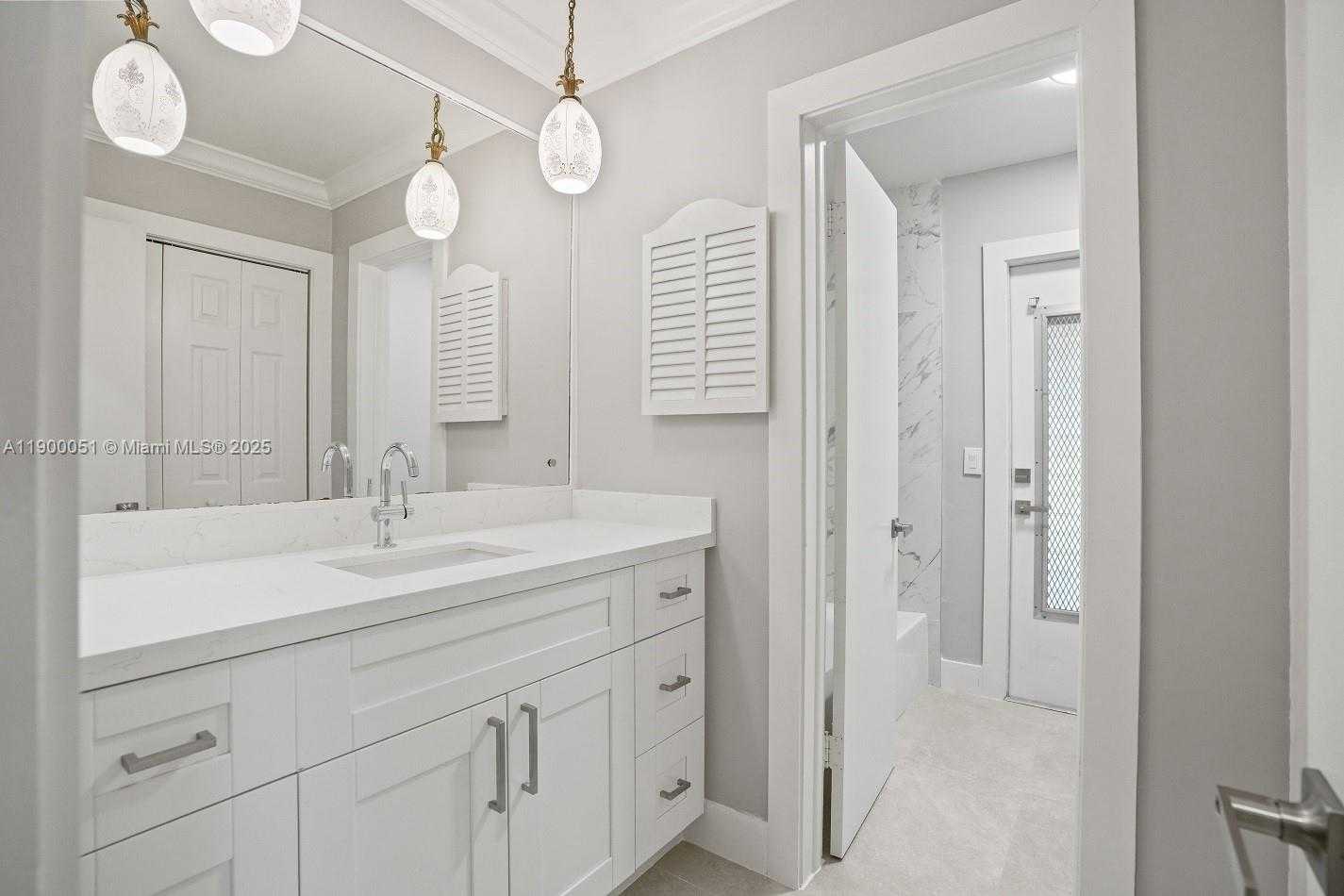 Small Image of 8081 SOUTH WEST 139TH TER, Palmetto Bay Number 18