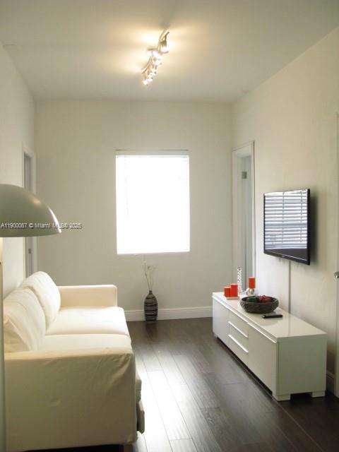 Small Image of 1250 DREXEL AVE #11, Miami Beach Number 6