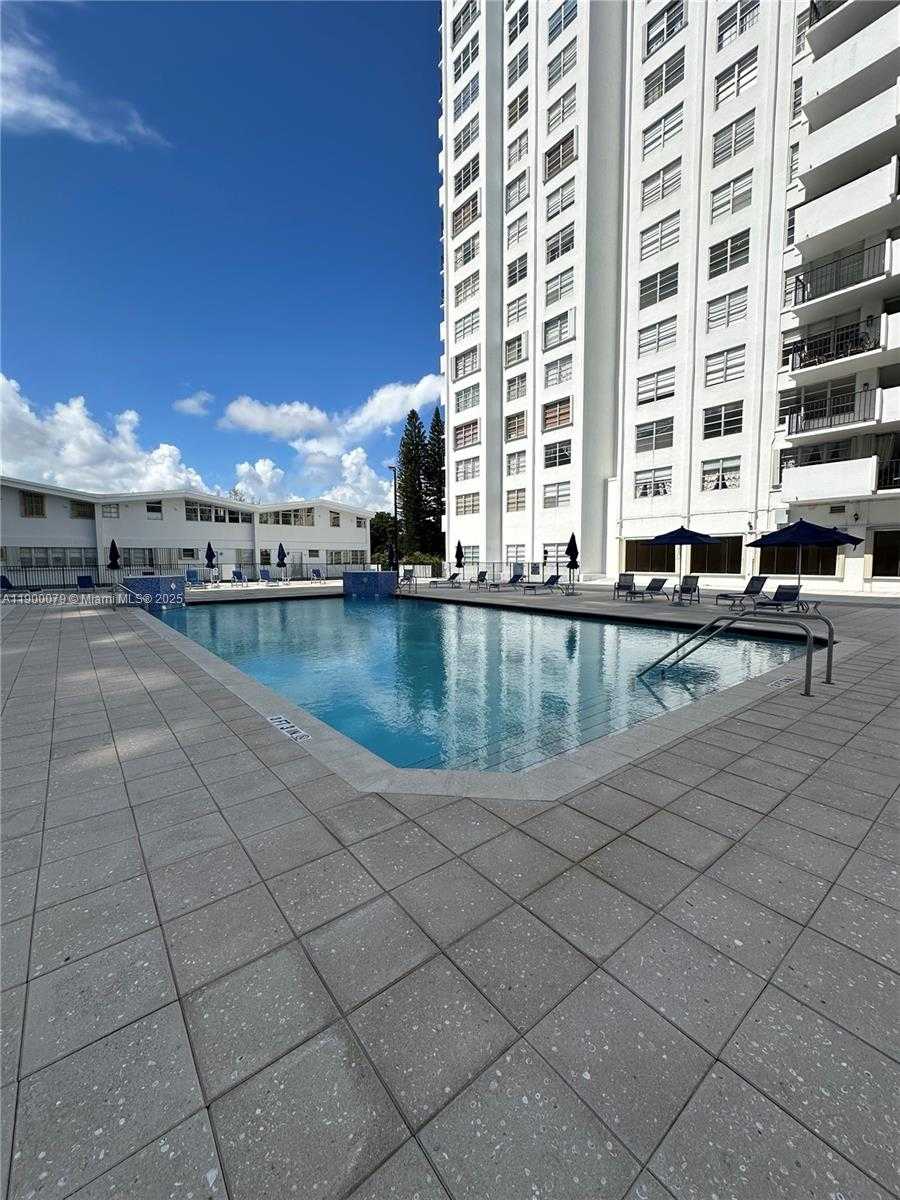 Small Image of 2750 NORTH EAST 183RD ST #PH07, Aventura Number 8