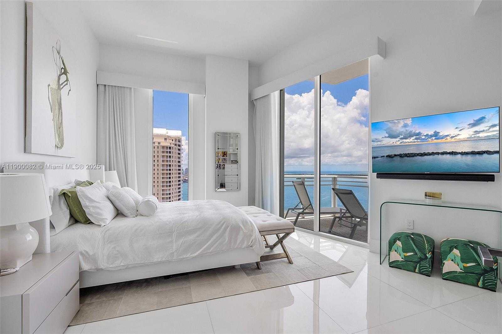 Small Image of 900 BRICKELL KEY BLVD #3103, Miami Number 13