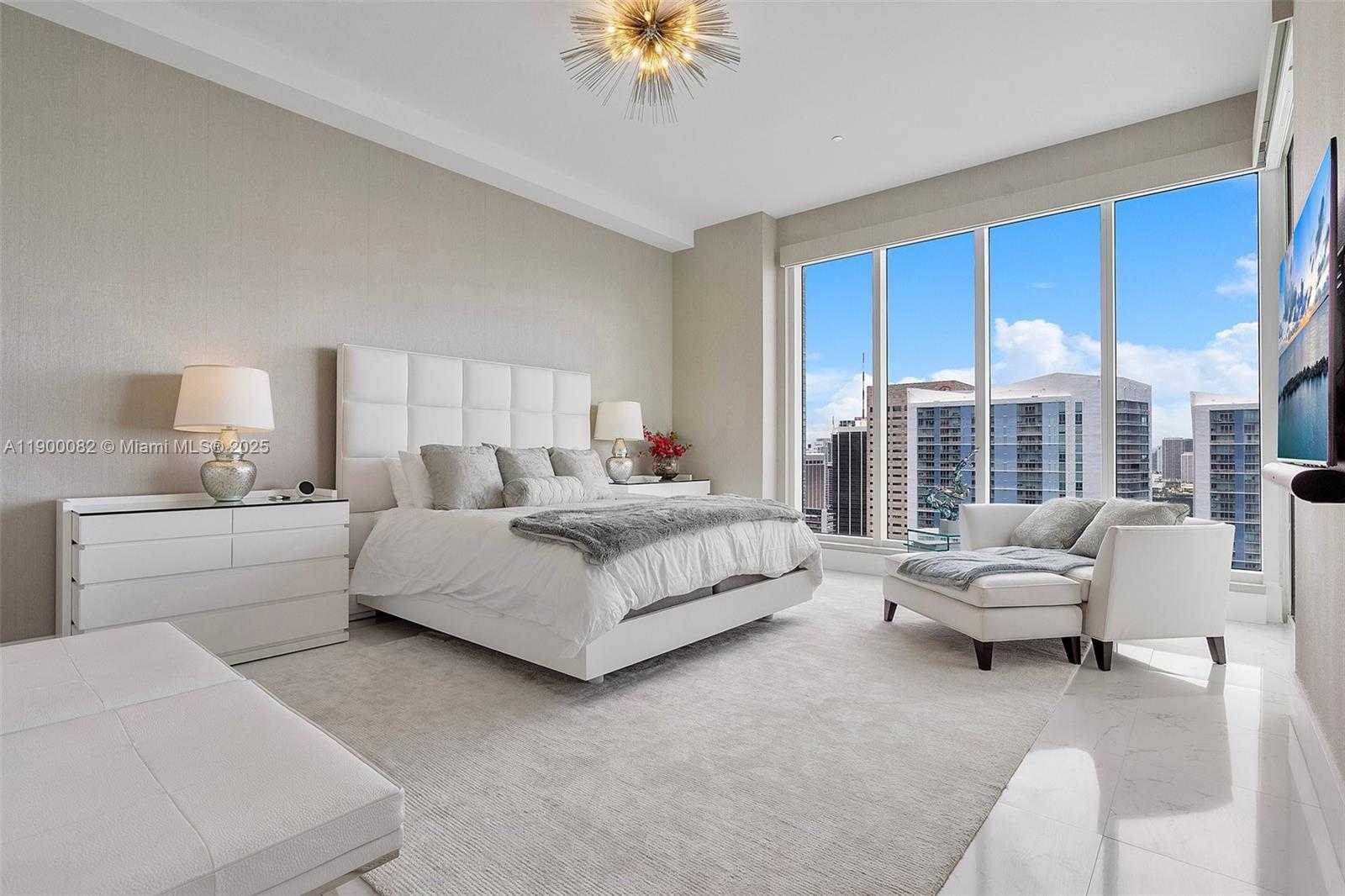 Small Image of 900 BRICKELL KEY BLVD #3103, Miami Number 17