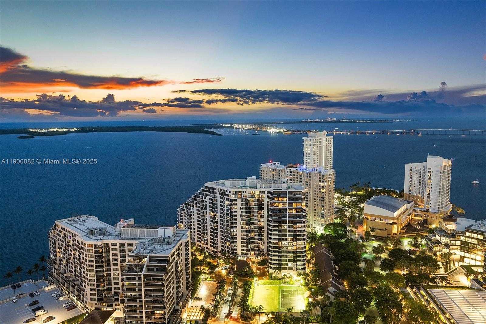 Small Image of 900 BRICKELL KEY BLVD #3103, Miami Number 28