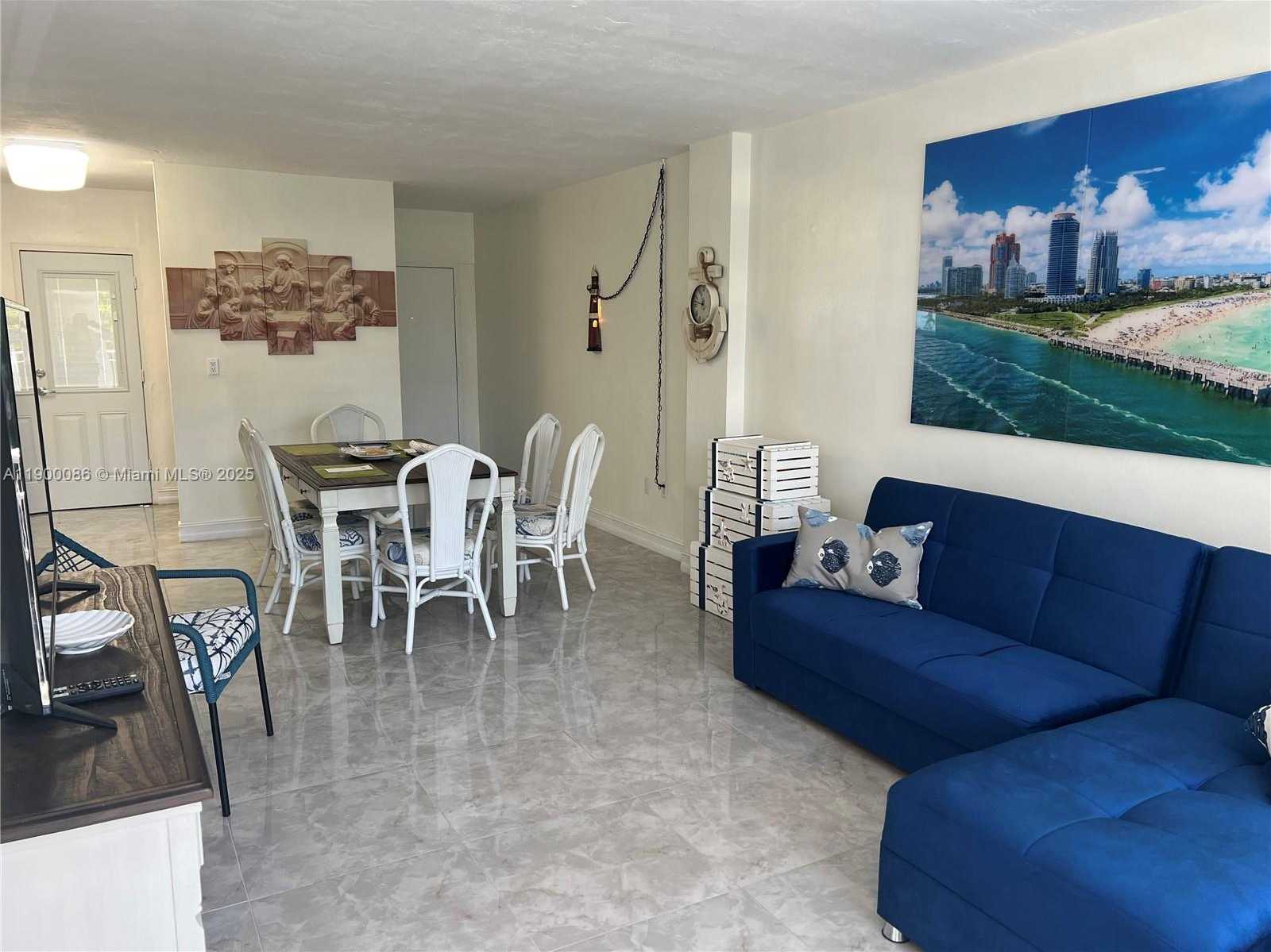 Small Image of 1300 LINCOLN RD #C403, Miami Beach Number 25