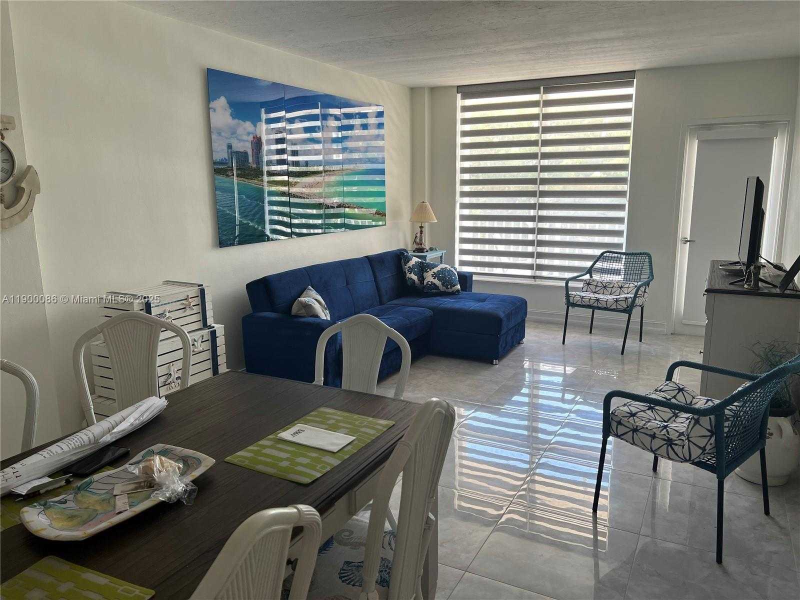 Small Image of 1300 LINCOLN RD #C403, Miami Beach Number 9