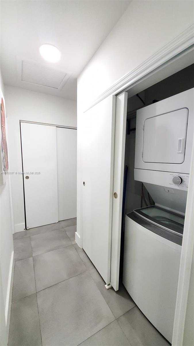 Small Image of 510 NORTH EAST 66TH ST #1, Miami Number 21